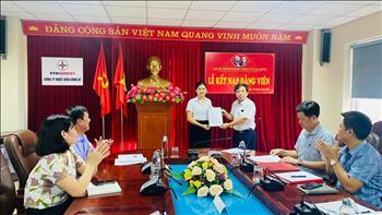 Những chuyển biến tích cực trong công tác phát triển Đảng tại Đảng bộ Công ty Nhiệt điện Uông Bí